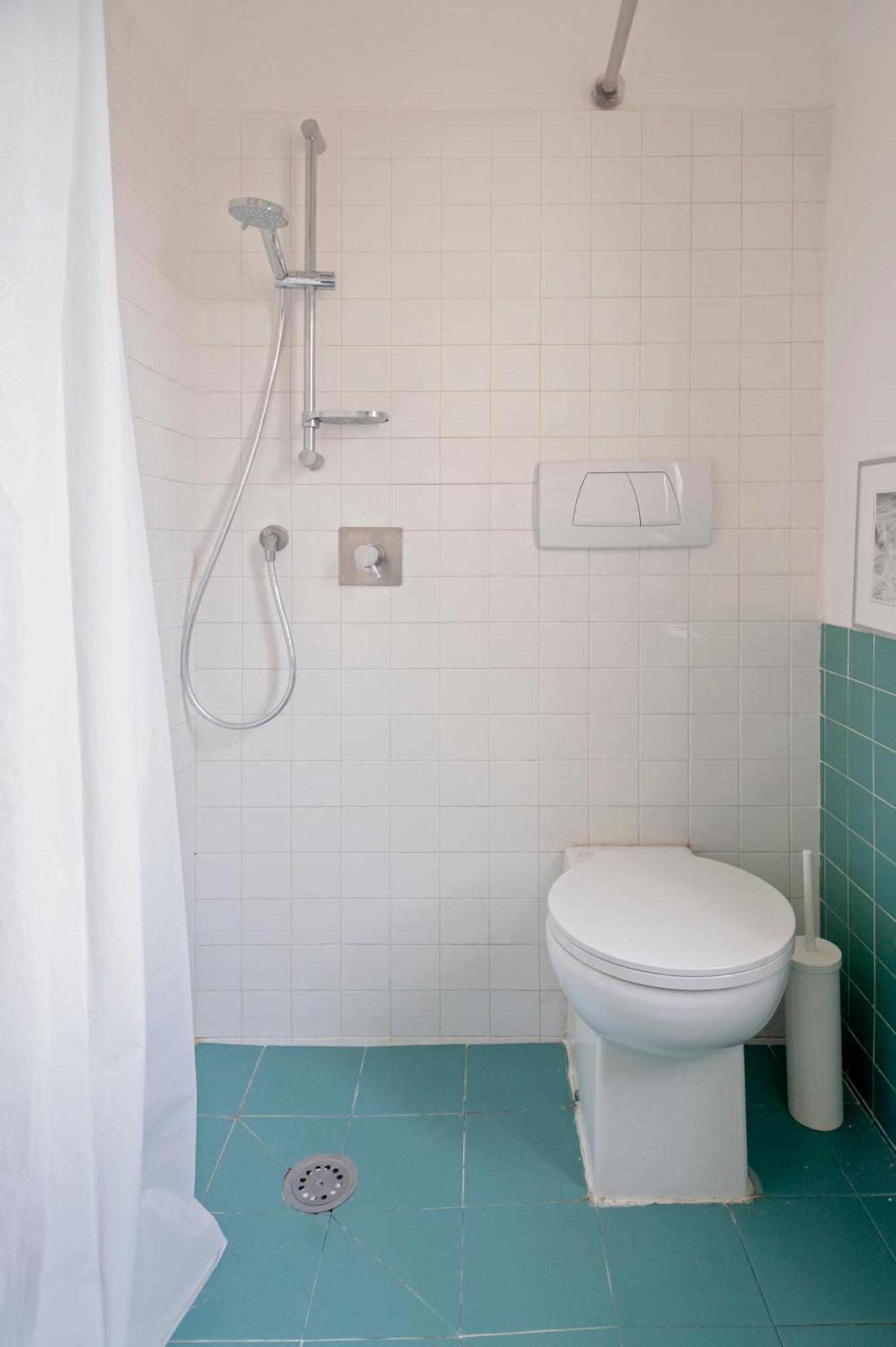 Urban - 2 Min Public Parking Apartment Livorno